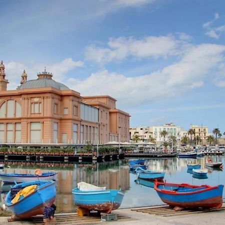 Trilocale Centrale Vista Mare - Mira'S Home Bari Dış mekan fotoğraf